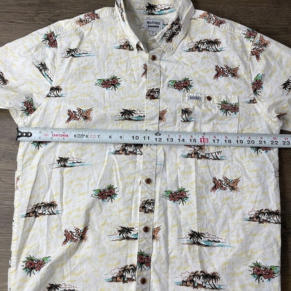 Etnies Men’s White Yellow Hawaiian Tropical Button Up Collared Short Shirt sz XL - Picture 6 of 10